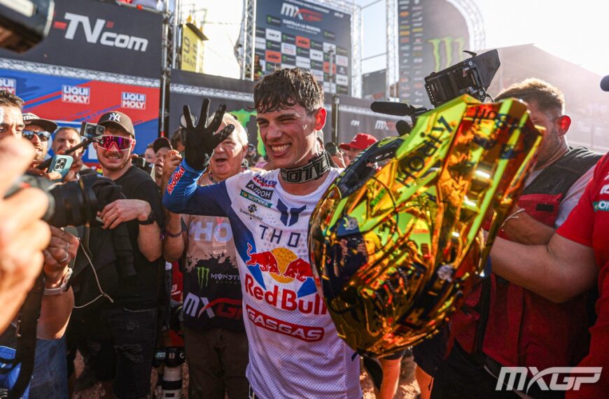 Jorge Prado, bicampeón del mundo de MXGP 2024