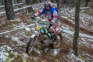 Arranque del Trial Clásico bajo la nieve